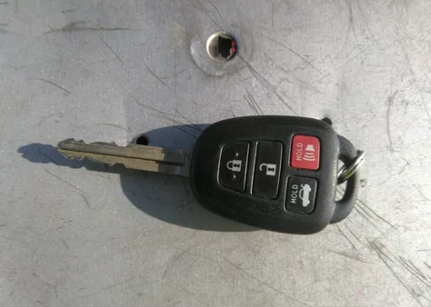 2T1BURHE9GC725615
